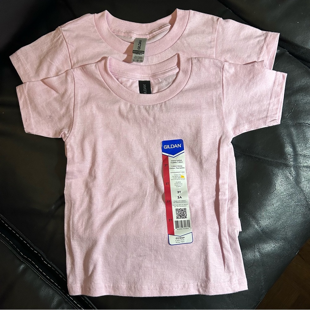2 GILDAN pink T-Shirt size 3T